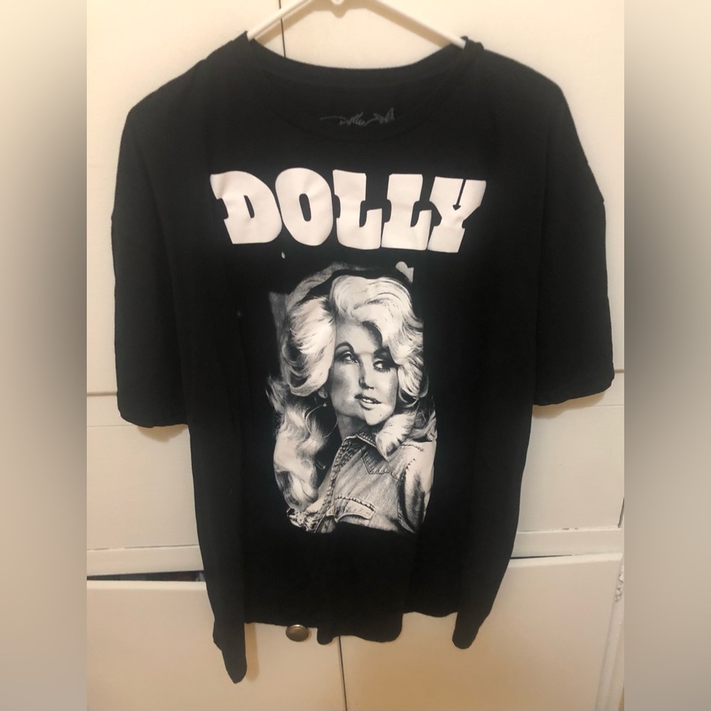 Dolly Parton men’s size 2XL short sleeve shirt
